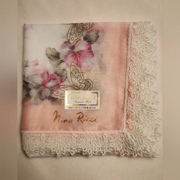 Nina Ricci Pink Floral Lace Handkerchief - NEW WITH STICKER JAPAN Exclusive - Picture 12 of 13